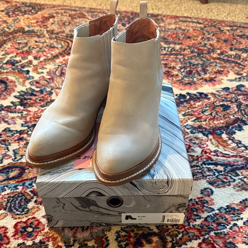Jeffrey Campbell Eldin Ankle Boots in Grey
